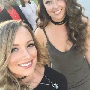 Meet your Posher, Jillian